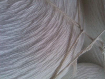 【302縫紉線 303縫紉線】價(jià)格,廠家,圖片,化纖紗線,揚(yáng)州市明亮化纖織造-